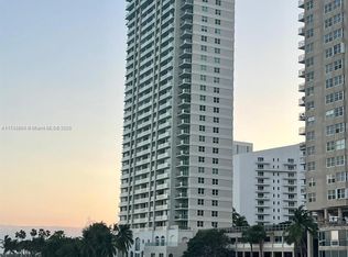 800 Claughton Island Dr APT 402, Miami, FL 33131