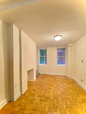 Rented by Waverly Realty Associates | media 15