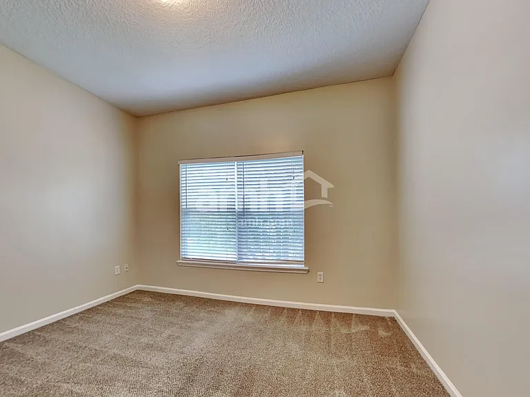 9146 Prosperity Lake Dr — Photo 23