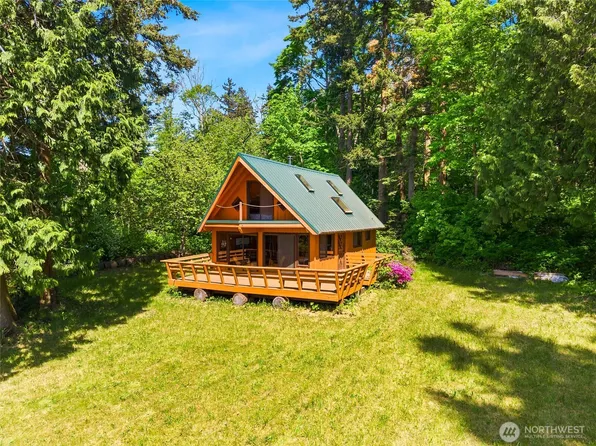 149 Eliza Island, Bellingham, WA 98226