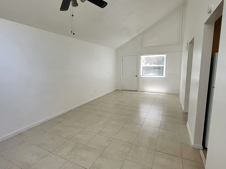 8230 San Jose Manor Dr E #3 — Photo 9
