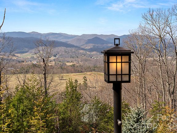 4th image of 6 Tallwood Rd