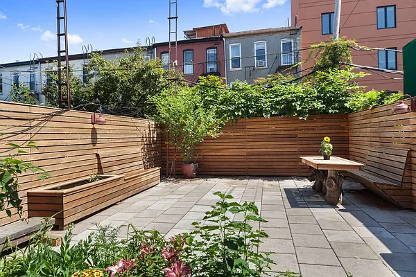 Rented by Garfield Realty  | media 28