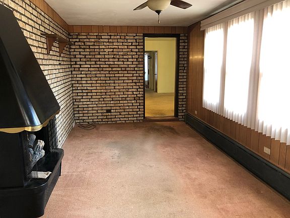 5th image of 227 S Sunnyside Ave