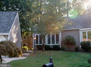 15526 Royal Crescent Ct, Dumfries, VA 22025