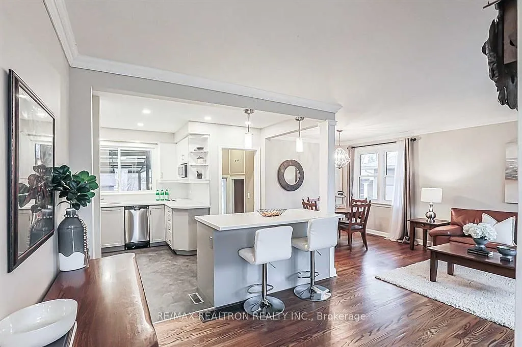 3 bed, $2,500 — Photo 4