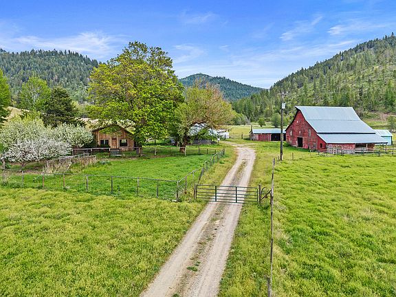 5th image of 3114 Old Baldy Rd