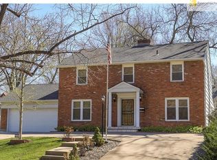 5807 Wornall Rd, Kansas City, MO 64113