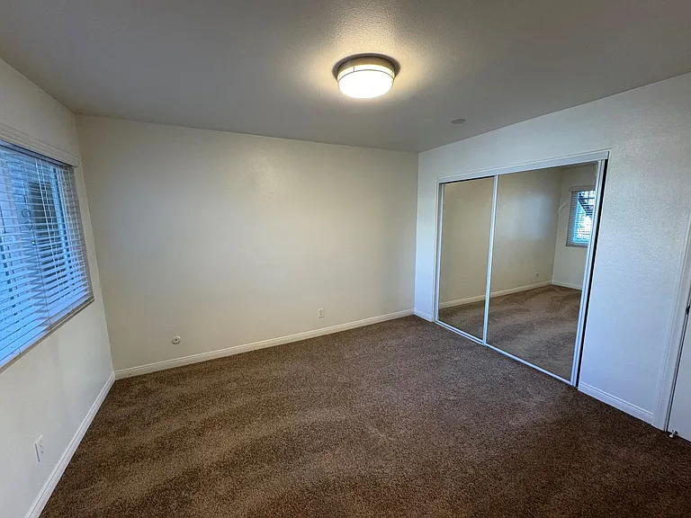 Casa Madrid Apartments — Photo 13