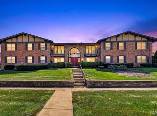 11999 Villa Dorado Dr APT E, Saint Louis, MO 63146