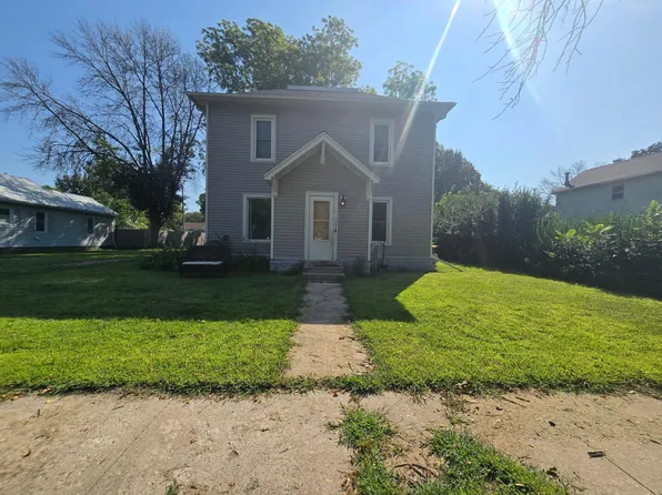 129 S Main St, Sherburn, MN 56171