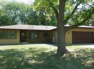 1505 Sunset Dr SW, Owatonna, MN 55060