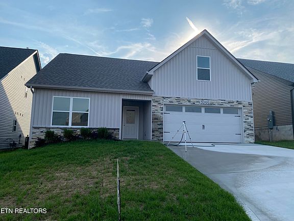 2nd image of 3255 Truitt Path Ln