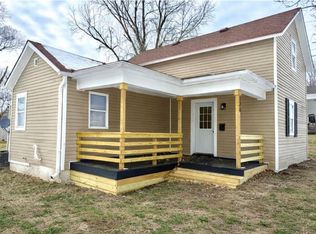 126 S Mulberry St, Maryville, MO 64468