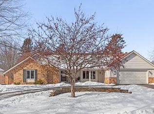 6006 Killarney Ln S, Minneapolis, MN 55436