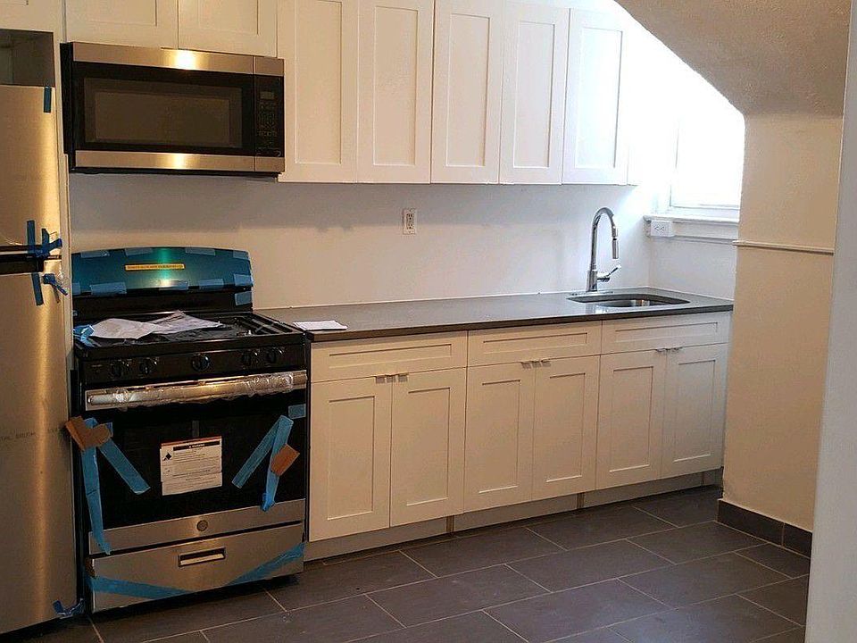 1st image of 16 Garfield St #2