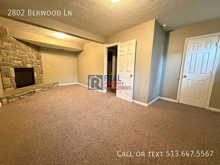 2802 Berwood Ln — Photo 7