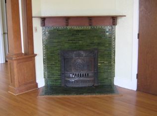 1910 N 37th St, Seattle, WA 98103