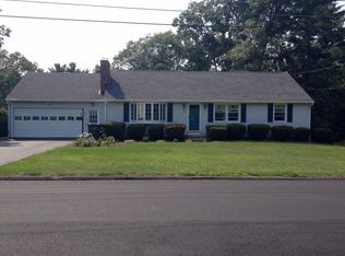 95 Cricket Dr, Sturbridge, MA 01566