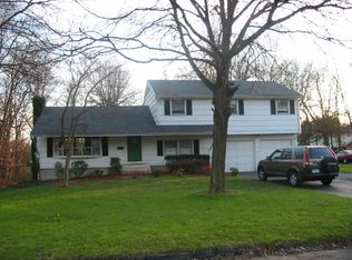 11 Jonathan Cir, Windsor, CT 06095