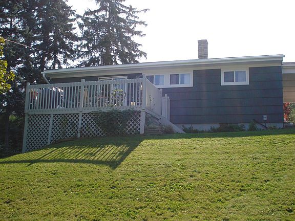 3rd image of 210 S 6th Ave