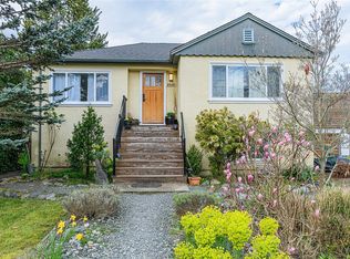 3938 Winton St, Saanich, BC V8P3L3