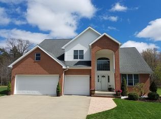 123 Willow Rd, Saint Marys, PA 15857