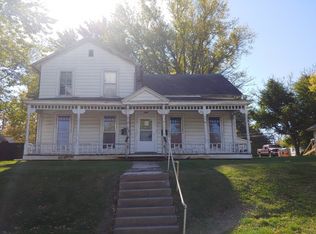 1411 E 12th St, Davenport, IA 52803
