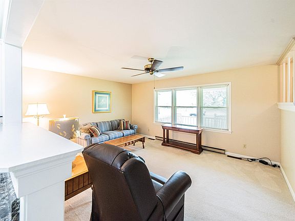 3rd image of 151 Summit Dr