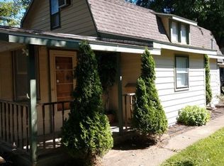 204 16th Ave, Sterling, IL 61081