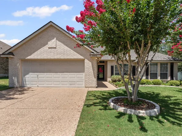 10840 Golfview Way, Benbrook, TX 76126