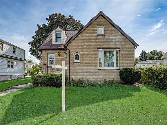 5th image of 3863 E Hammond Ave