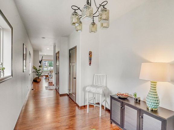 4th image of 5001 44th St S