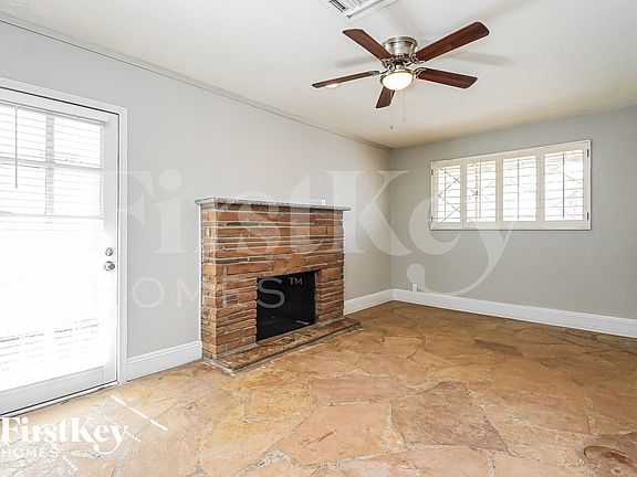 2nd image of 7427 E McKinley St