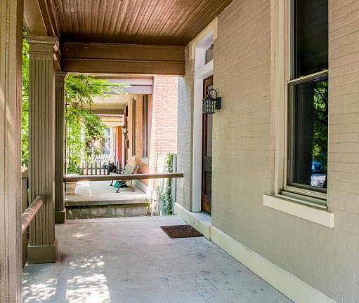 3rd image of 1272 Hunter Ave
