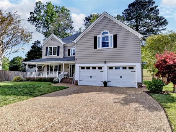 103 Bennington Ct, Yorktown, VA 23693