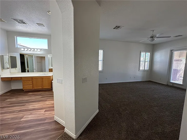 3008 Teal Beach St — Photo 11