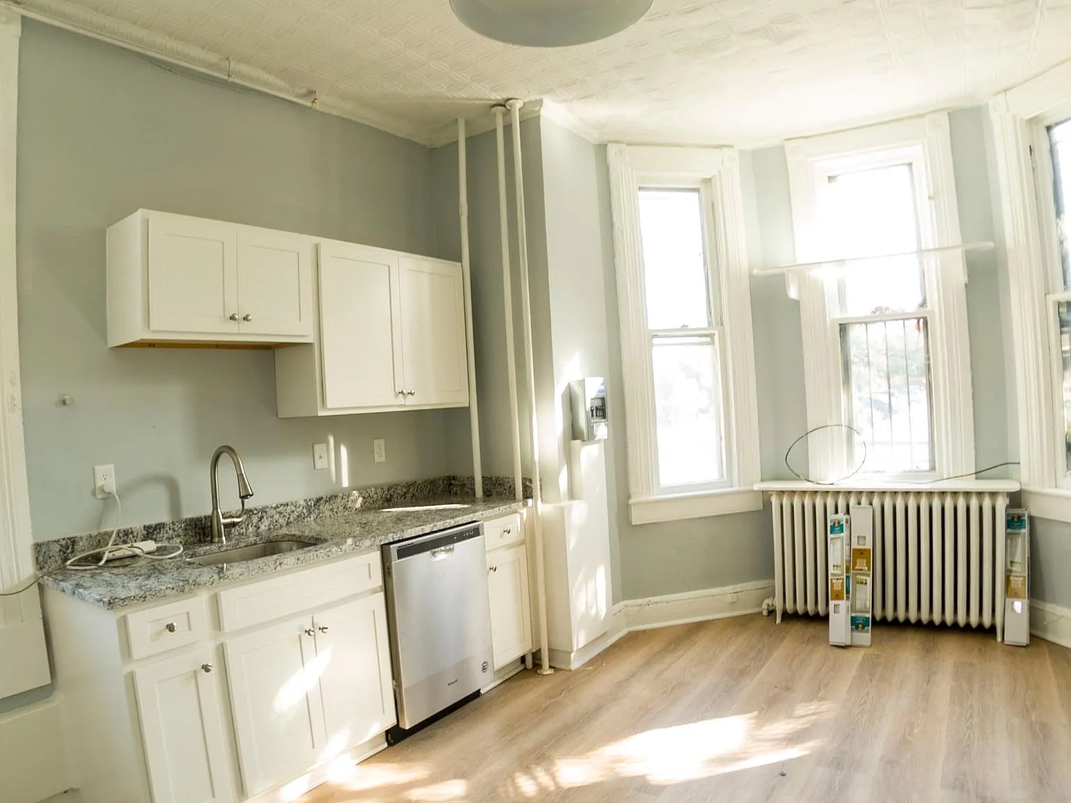2 bed, 1200 sqft, $1,550 — Photo 4