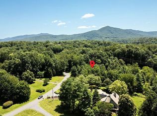 4 Rodes Valley Dr, Nellysford, VA 22958