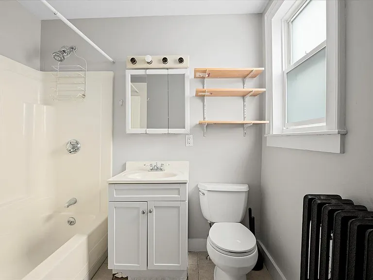 36 Cedar St #2 — Photo 10