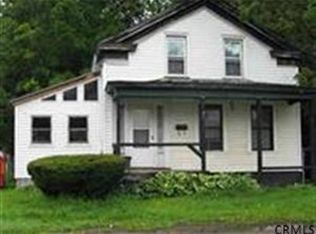 71 Thompson St, Ballston Spa, NY 12020