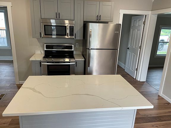 5th image of 111 Grant St #2