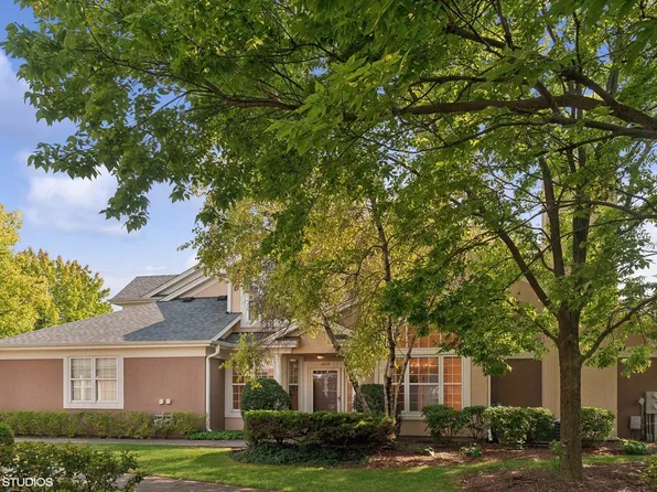 3079 Lexington Ln, Glenview, IL 60026