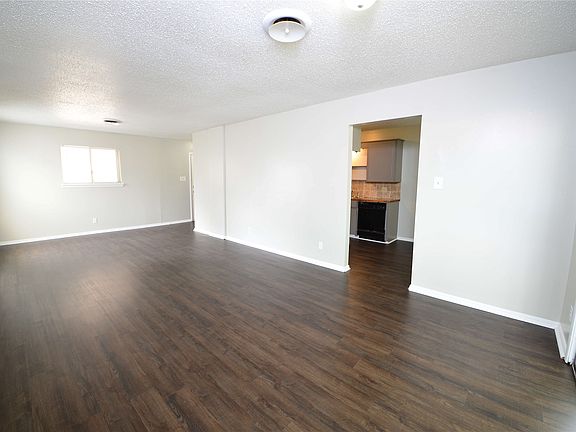 5th image of 4713 S Fulton Pl