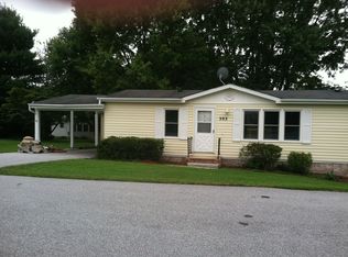 303 Meadowbrook Ct, Hendersonville, NC 28792