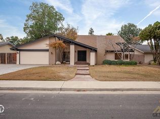 6401 Brooklawn Way, Bakersfield, CA 93309