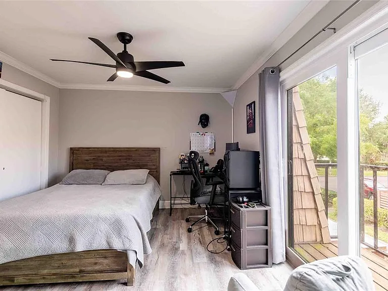 15307 W Pond Woods Dr #301 — Photo 25