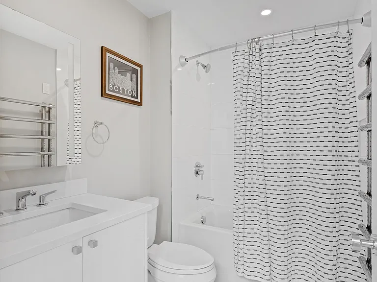355 Congress St #404 — Photo 9