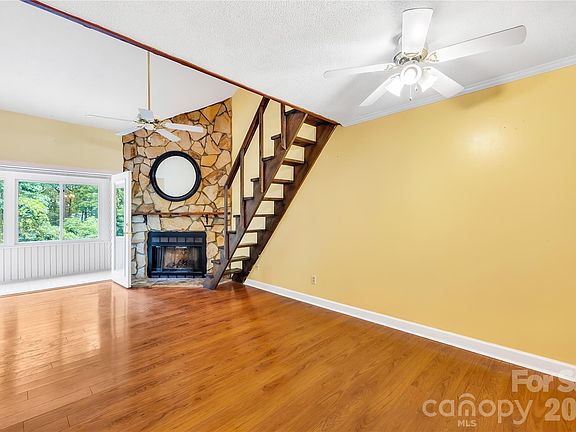 5th image of 249 Country Club Dr NE APT 12