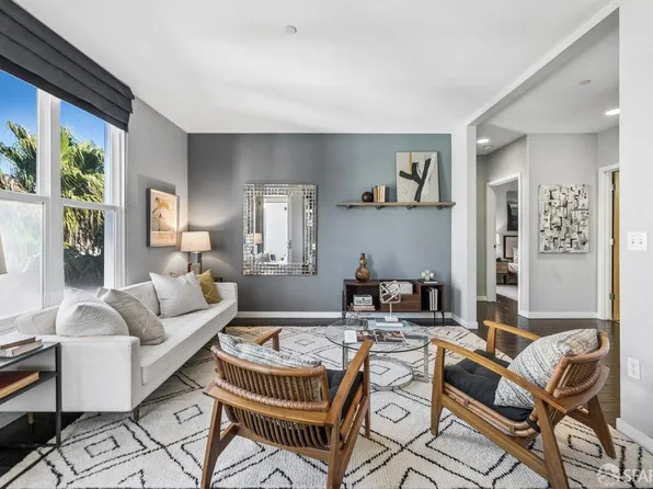 5900 3rd St Unit 2406, San Francisco, CA 94124